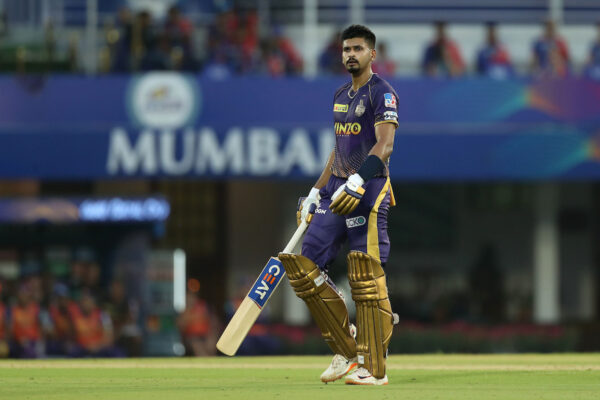Shreyas Iyer Dazzles with a Stunning Century a Day Before IPL 2025 Auction; Serves Timely Reminder to Franchises