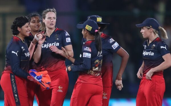 GJ-W vs BLR-W Dream11 Prediction Today, WPL 2025 Fantasy Cricket Tips, Match 01 Team, Playing XI and Pitch Report