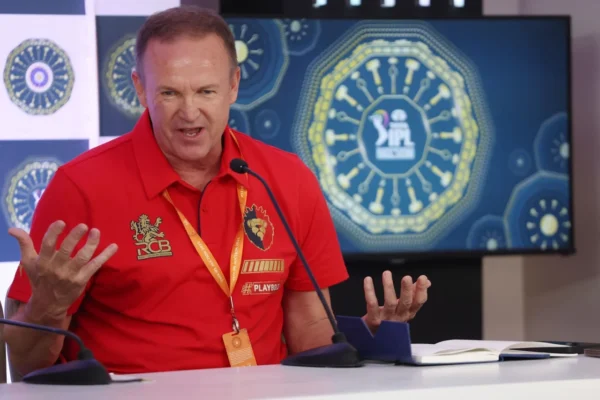 ‘Make It An Even Contest’ : RCB Coach Welcomes IPL 2025 Rule To Counter Dew