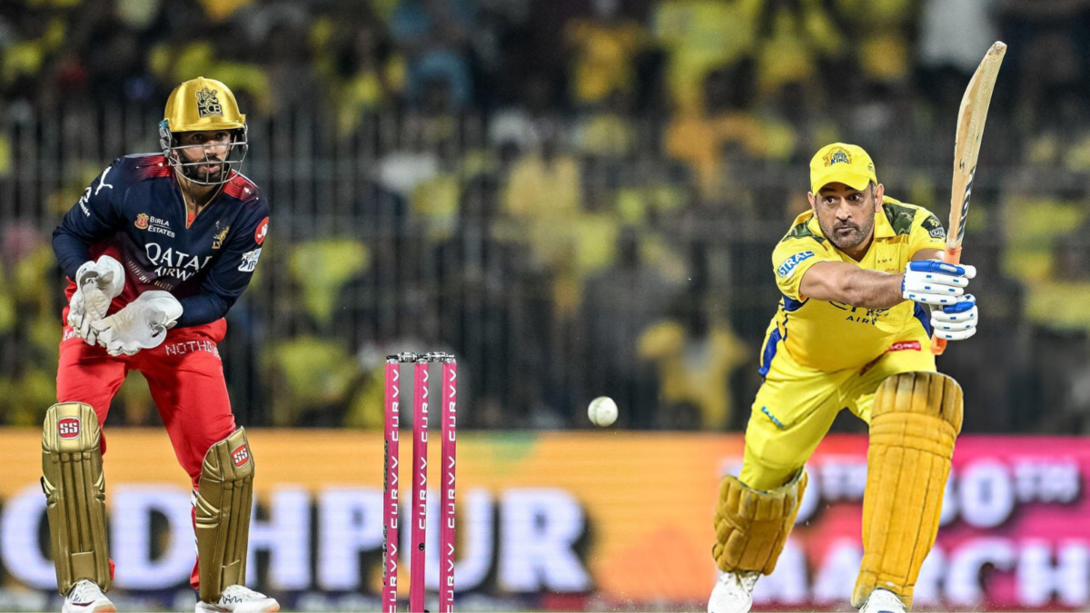 MS Dhoni came to bat even after Ravichandran Ashwin when he had an opportunity to promote himself and give CSK a shot to win.