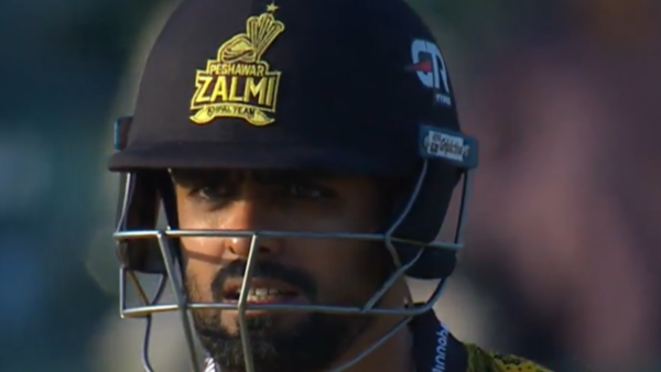 Mohammad Amir Sees Off Babar Azam for Two-Ball Duck During Peshawar Zalmi vs Quetta Gladiators PSL 2025 Match [WATCH]