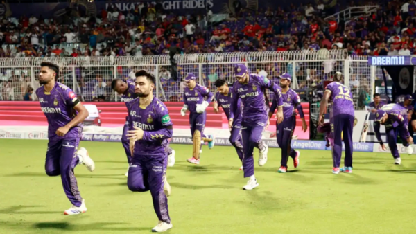 KKR Rinku Singh Takes Advice from CSK MS Dhoni IPL 2025