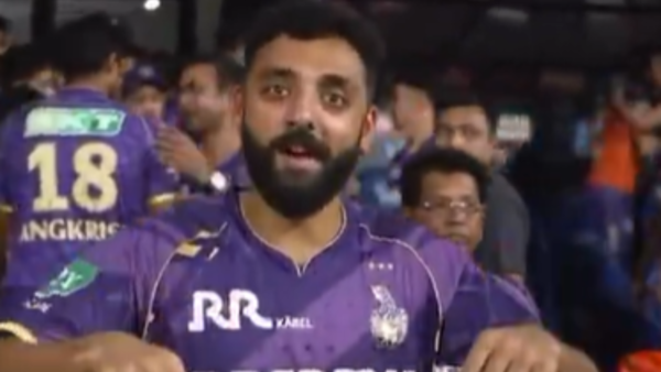 Varun Chakravarthy KL Rahul celebration