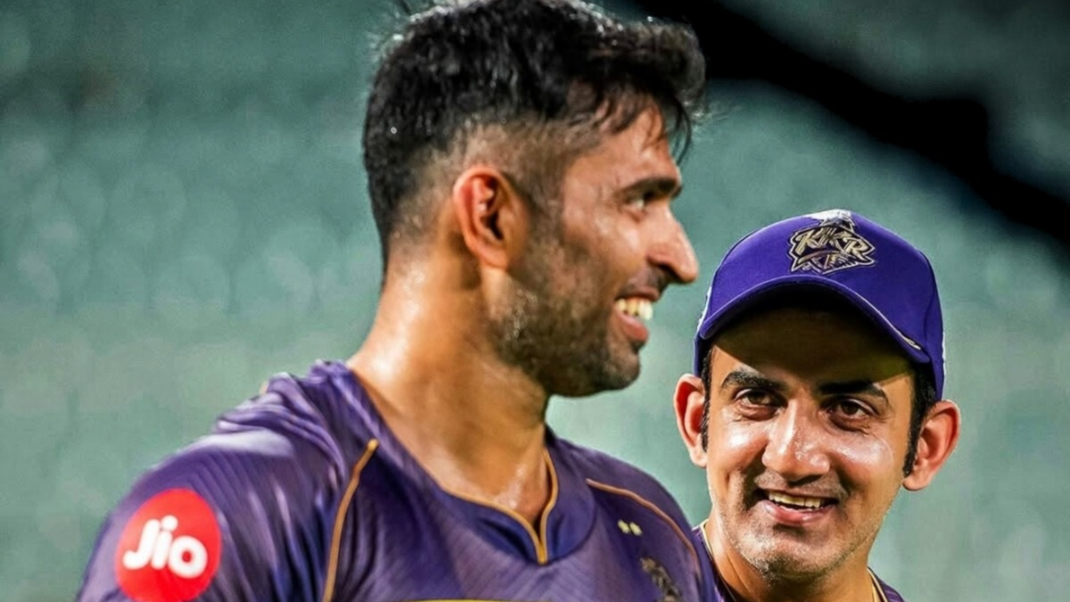 According to a report by Dainik Jagran, the BCCI has decided to sack Abhishek Nayar, India’s assistant coach.