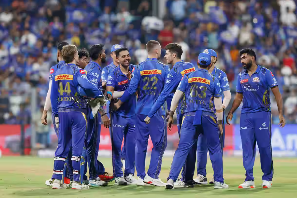 mi points table ipl 2025 can mumbai indians make playoffs qualification scenarios
