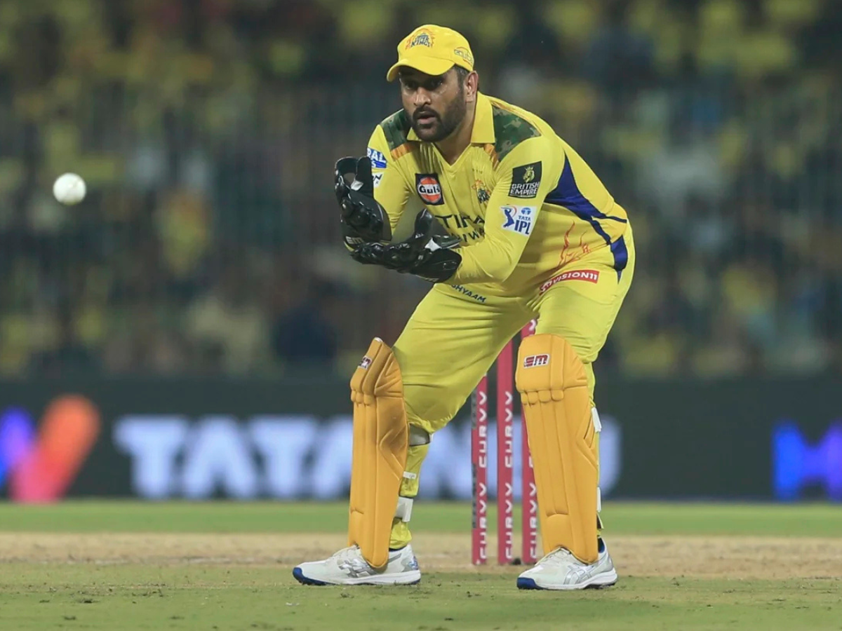 Sunil Gavaskar Predicts CSK Skipper MS Dhoni's Future After a Forgettable IPL 2025 Season