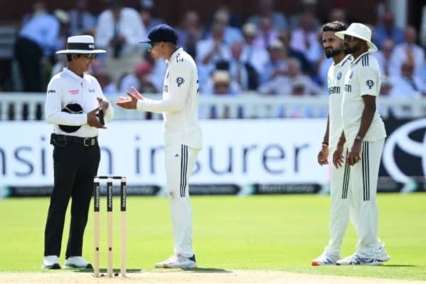 ‘That Was Bizarre…’ – Nasser Hussain Questions India’s Decision to Opt For a Change in Dukes Ball During ENG vs IND 3rd Test 