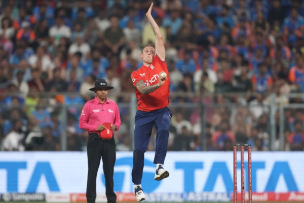 3 Teams That Could Target Brydon Carse At IPL 2026 Auction if SRH Release Him
