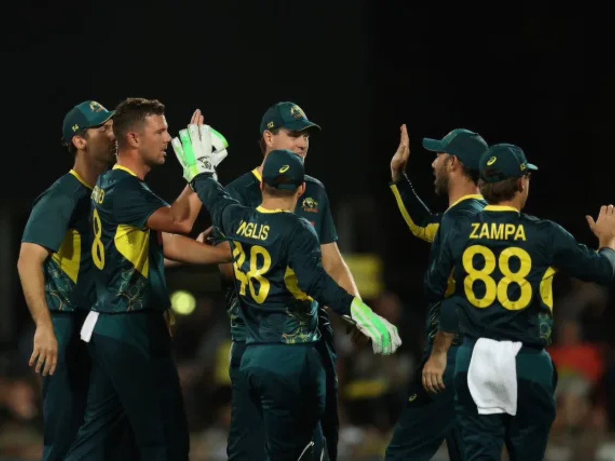 Australia Star Josh Inglis Ruled Out of Overseas T20I Series Against New Zealand, Another Wicketkeeper Alex Carey Named As Replacement