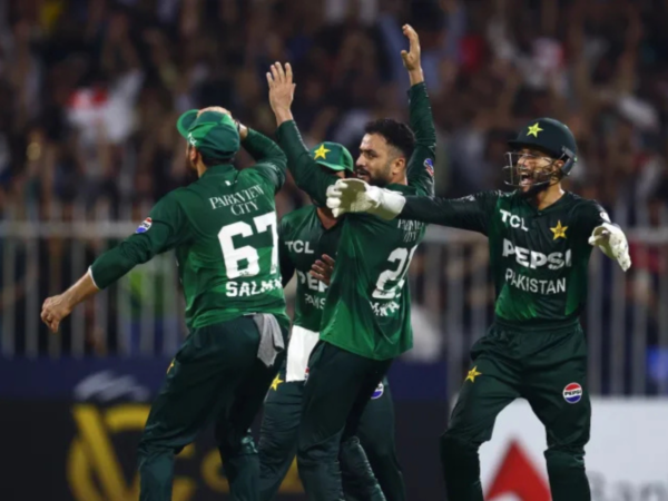 Injury Woes Around Star Pakistan All-rounder Salman Ali Agha Ahead of Asia Cup 2025 Opener Against Oman, Raises Concerns Before IND vs PAK Clash