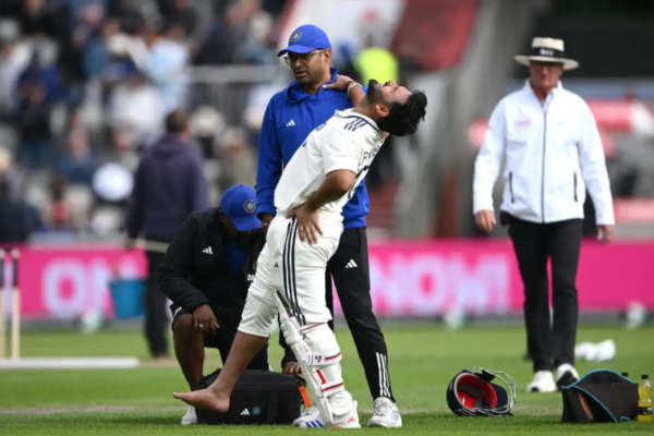 Rishabh Pant Injury Status: Timeline for India Star's Return Revealed After Meeting Specialist Doctor