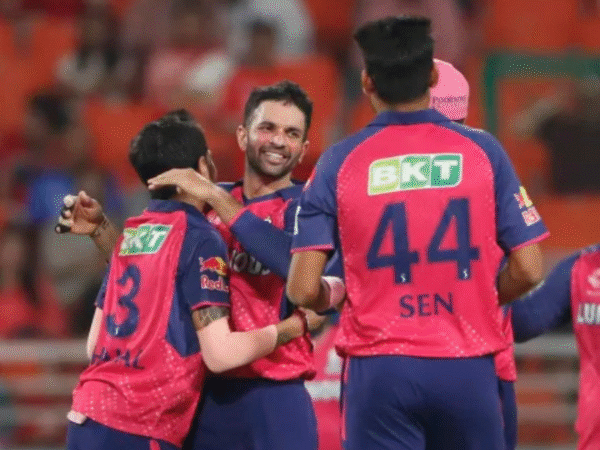 3 Teams That Could Target Keshav Maharaj At IPL 2026 Auction