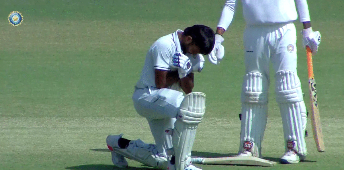 Chetan Sakariya Brings Out Wakanda Forever Celebration After Hitting Massive Six in Ranji Trophy 2025/26 [WATCH]