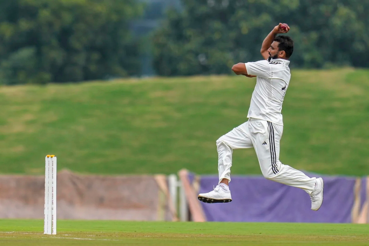 After Slamming Selectors, Mohammed Shami Responds to India Snub by Taking 3 Wickets in 4 Balls in Ranji Trophy 2025/26