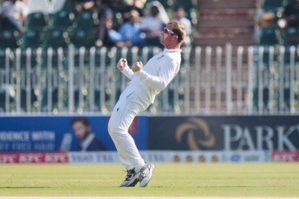 Simon Harmer PAK vs SA Wasim Akram James Anderson Muttiah Muralitharan Shane Warne Anil Kumble Rangana Herath Wasim Akram Mushtaq Ahmed