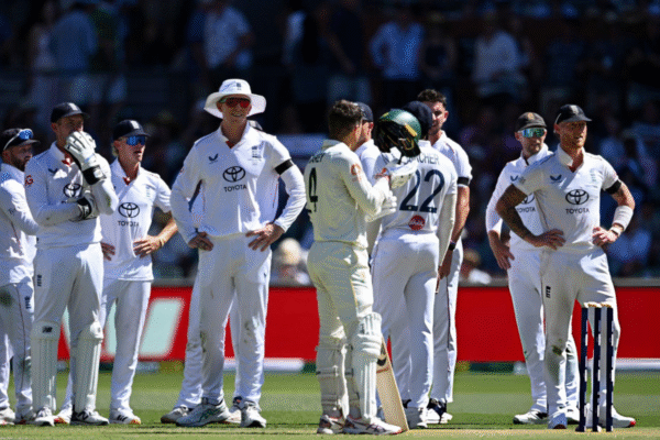 England Review Reinstated After Technology Failure on Alex Carey Appeal in 3rd Ashes 2025 Test