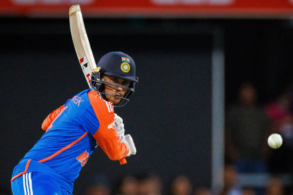 Father of Abhishek Sharma Reveals the Dynamic Bond India Opener Shares With Mentor Yuvraj Singh