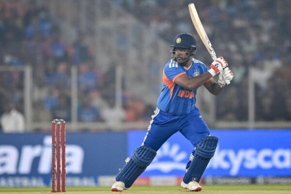 Ravi Shastri Indirectly Questions Gautam Gambhir on Air Over Inconsistent Chances for Sanju Samson During IND vs SA 5th T20I [WATCH]