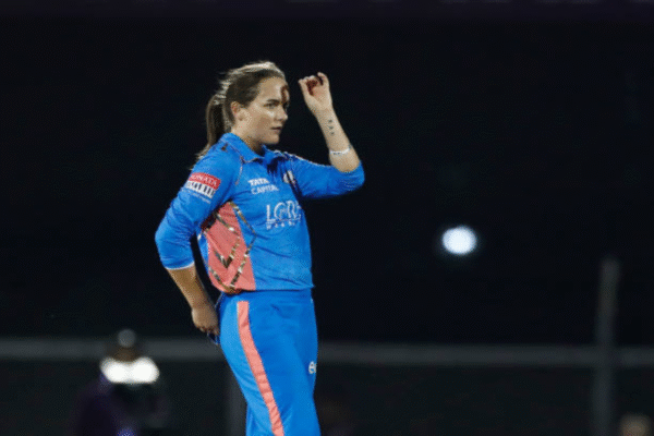 Why is Amelia Kerr Not in Mumbai Indians Playing XI for DC vs MI WPL 2026 Clash?
