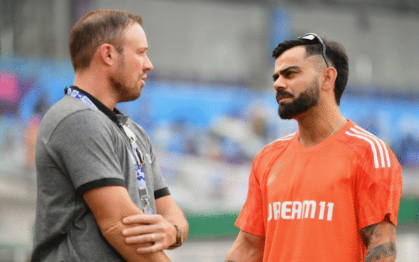 ‘99.9% Similar but..’ – AB De Villiers on Key Captaincy Difference With Virat Kohli