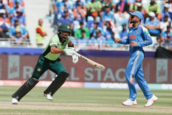 Babar Azam Shuts Down Journalist When Questioned About His Finishing Skills in Comparison to Virat Kohli [WATCH]