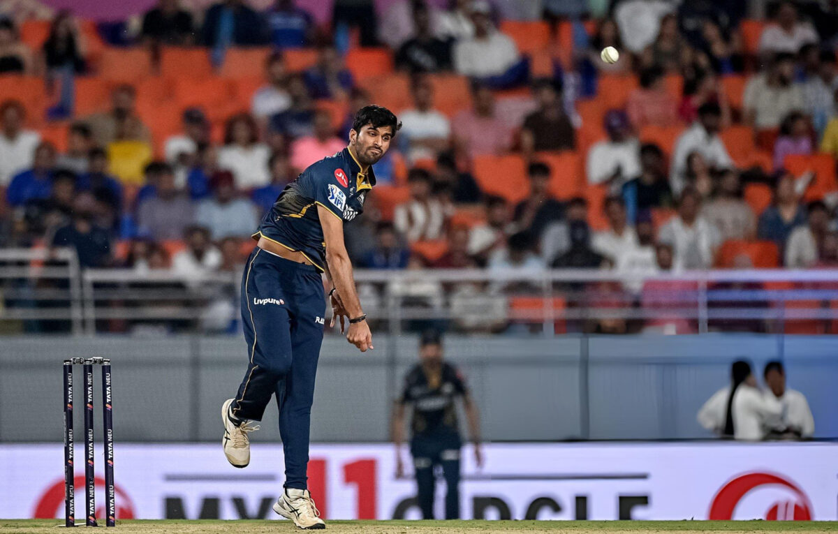 GT need to drop Washington Sundar against Delhi Capitals.