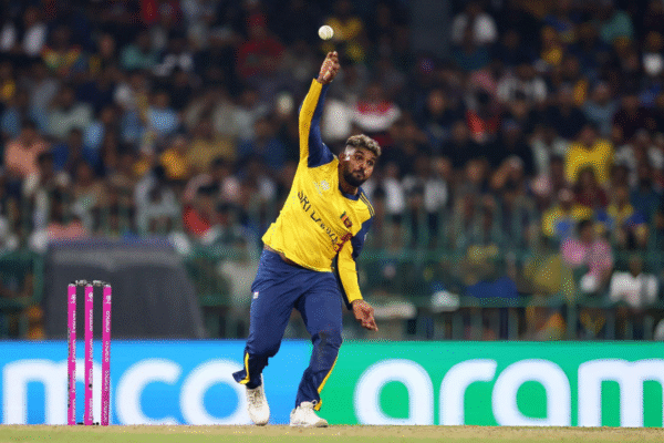 Wanindu Hasaranga Ruled Out of IPL 2026, Mumbai Indians Franchise All-Rounder George Linde Named As Replacement.